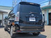 2010 Toyota Voxy