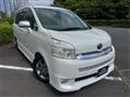 2010 Toyota Voxy