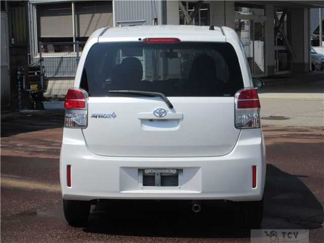 2013 Toyota SPADE