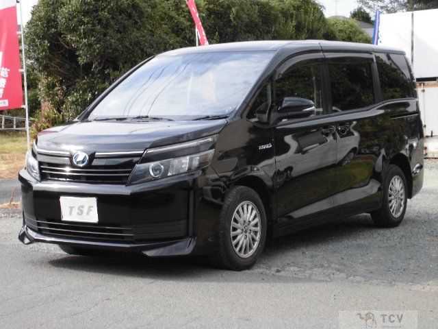 2014 Toyota Voxy