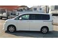 2008 Toyota Voxy
