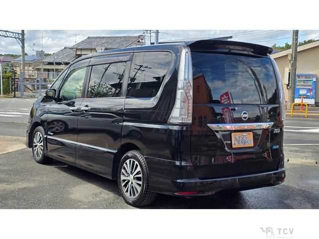 2015 Nissan Serena