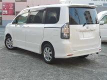 2009 Toyota Voxy