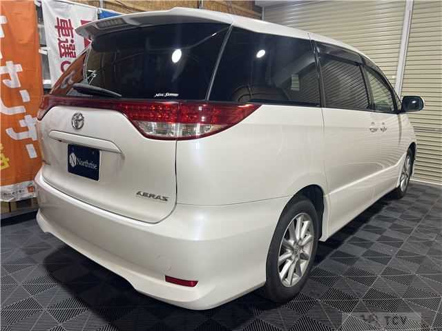 2012 Toyota Estima