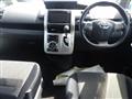 2010 Toyota Noah