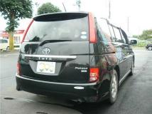 2010 Toyota Isis