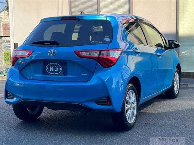 2017 Toyota Vitz