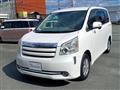 2008 Toyota Noah