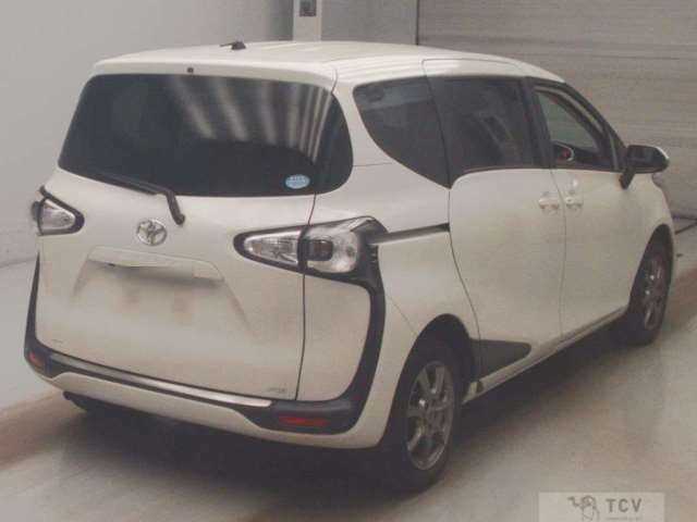 2015 Toyota Sienta