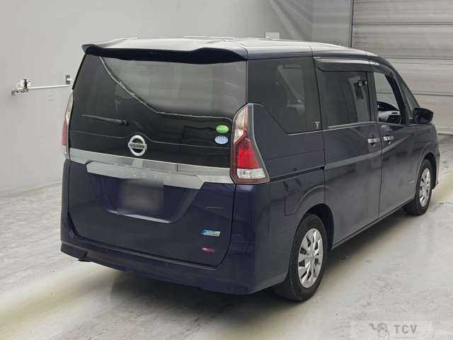 2017 Nissan Serena