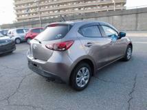 2016 Mazda Demio