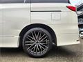 2013 Nissan Elgrand