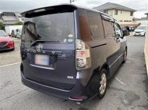 2008 Toyota Voxy