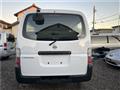 2006 Nissan Caravan Coach