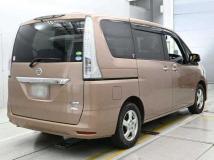 2015 Nissan Serena