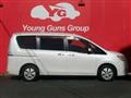 2012 Nissan Serena
