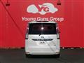 2012 Nissan Serena