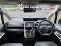 2012 Toyota Voxy