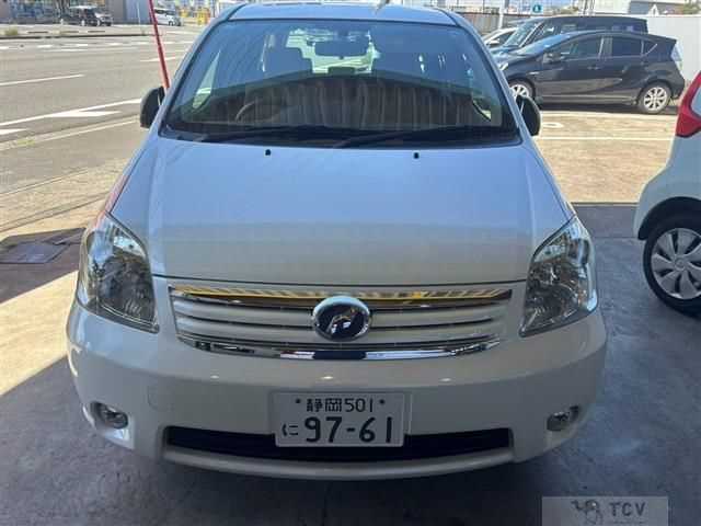 2009 Toyota Raum