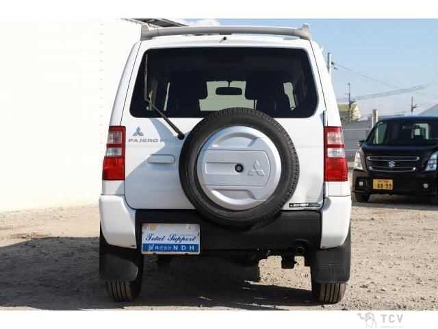 2010 Mitsubishi Pajero Mini