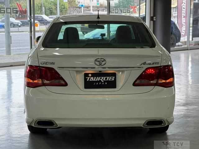 2009 Toyota Crown