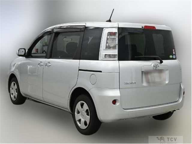 2013 Toyota Sienta