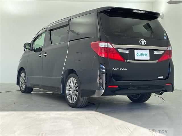 2012 Toyota Alphard