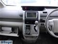 2010 Toyota Noah