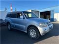 2004 Mitsubishi Pajero
