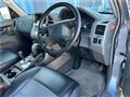 2004 Mitsubishi Pajero