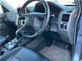 2004 Mitsubishi Pajero