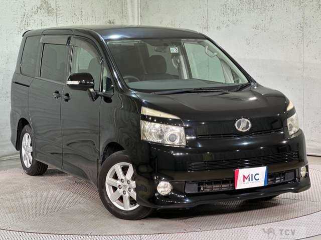 2007 Toyota Voxy