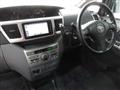 2006 Toyota Voxy