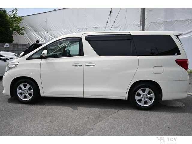 2008 Toyota Alphard