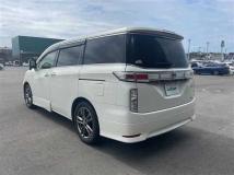 2013 Nissan Elgrand