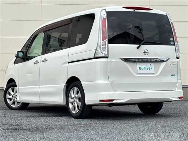 2011 Nissan Serena