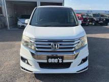 2013 Honda Step WGN