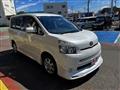 2008 Toyota Voxy