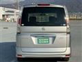 2009 Nissan Serena