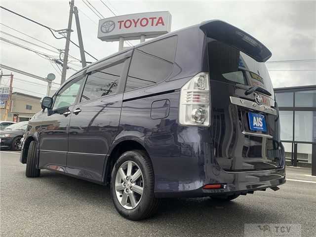 2008 Toyota Voxy