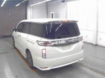 2015 Nissan Elgrand