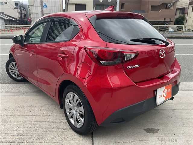 2017 Mazda Demio