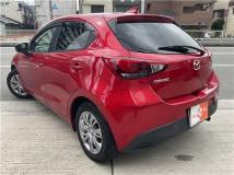 2017 Mazda Demio