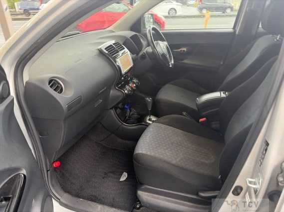 2010 Toyota IST