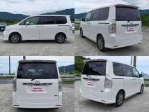 2012 Toyota Voxy