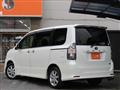 2007 Toyota Voxy