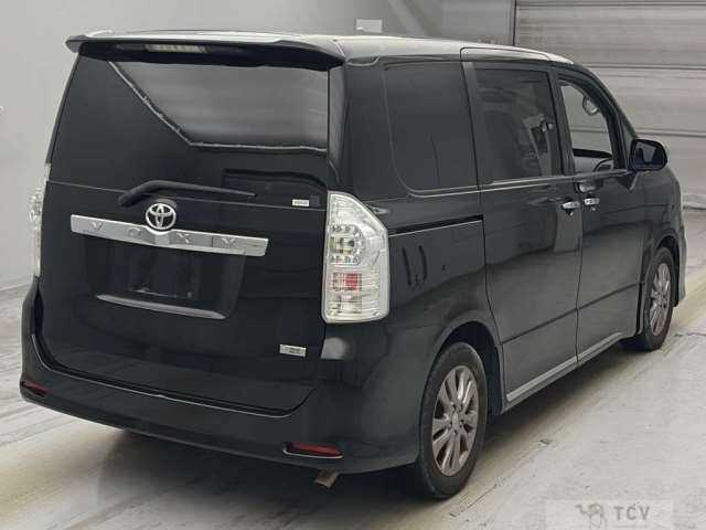 2012 Toyota Voxy