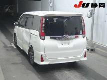 2014 Toyota Noah