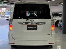 2012 Toyota Voxy