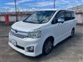 2013 Toyota Voxy